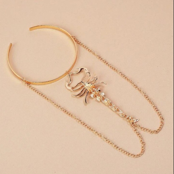 Scorpion Arm Cuff - Picture 4 of 6